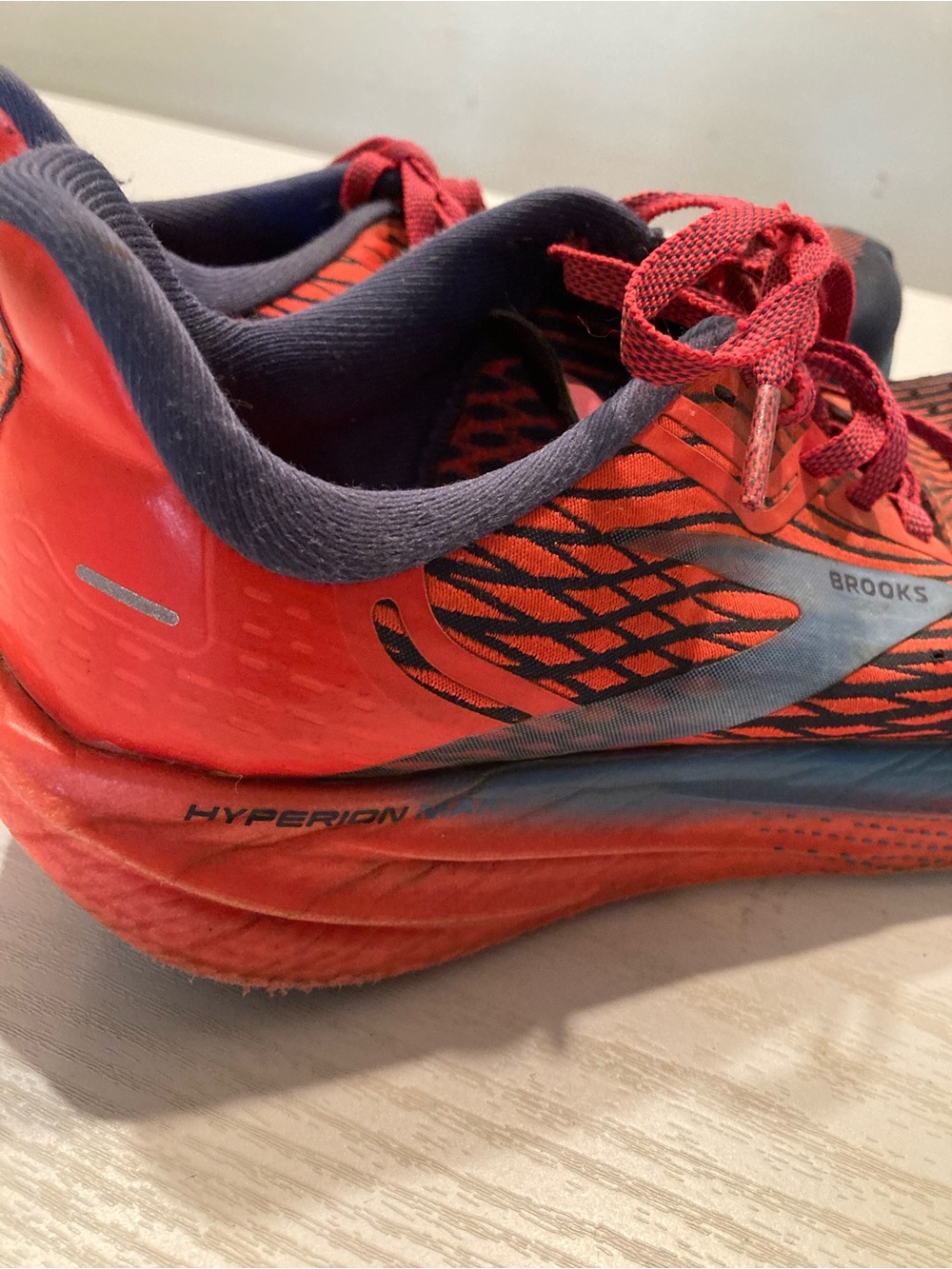 Brooks women’s Athletic Running Shoes - Red and Blue - Picture 6 of 11